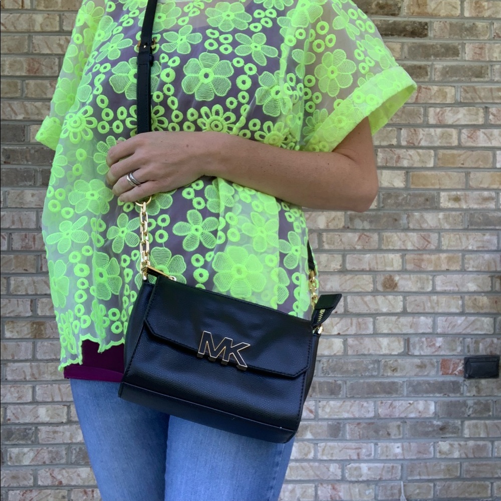 Michael Kors cross body purse